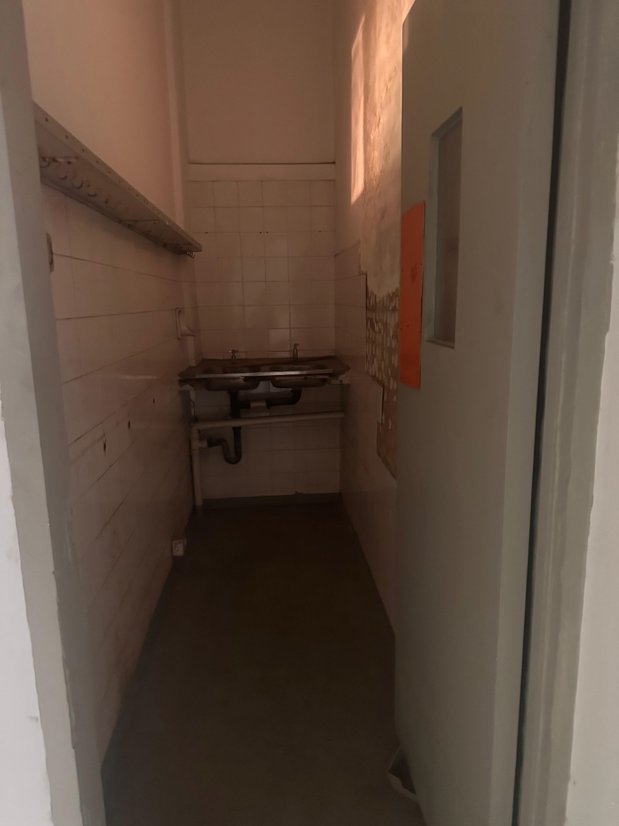 To Let Commercial Property for Rent in South Beach KwaZulu-Natal