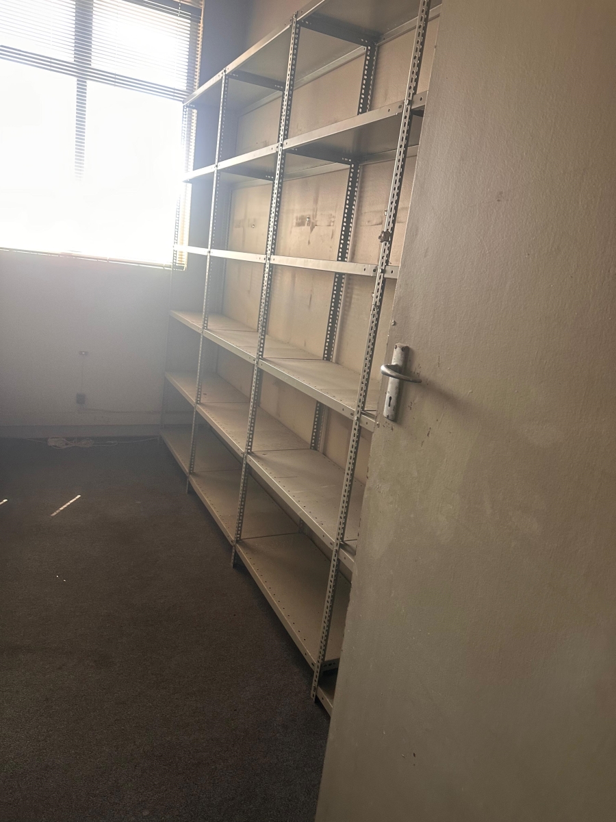 To Let Commercial Property for Rent in South Beach KwaZulu-Natal