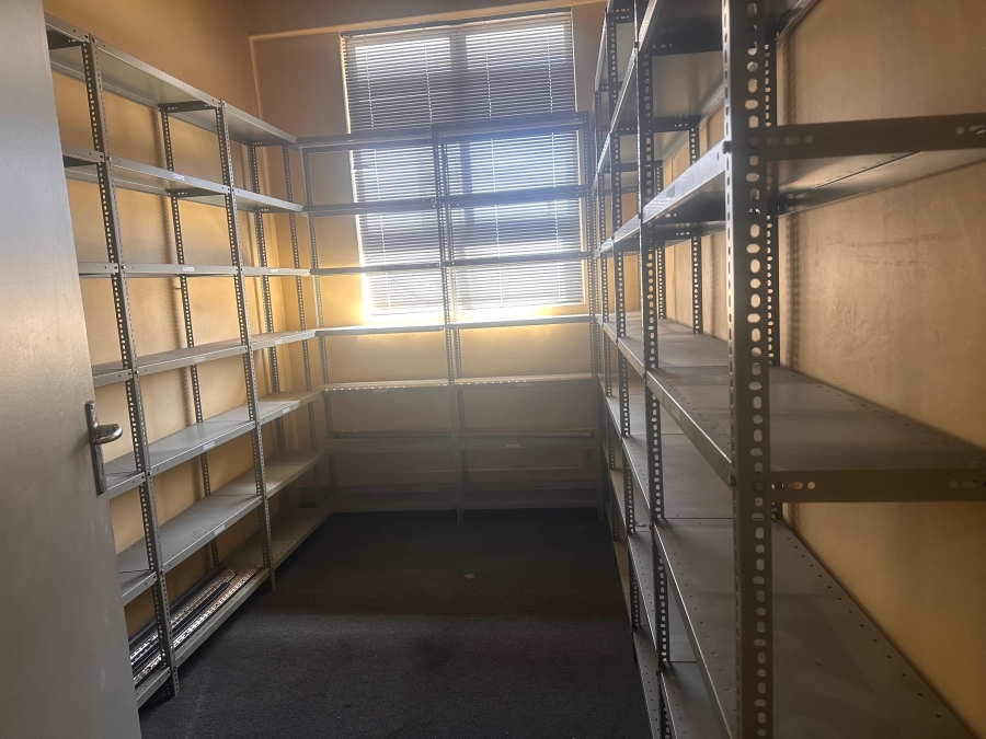 To Let Commercial Property for Rent in South Beach KwaZulu-Natal