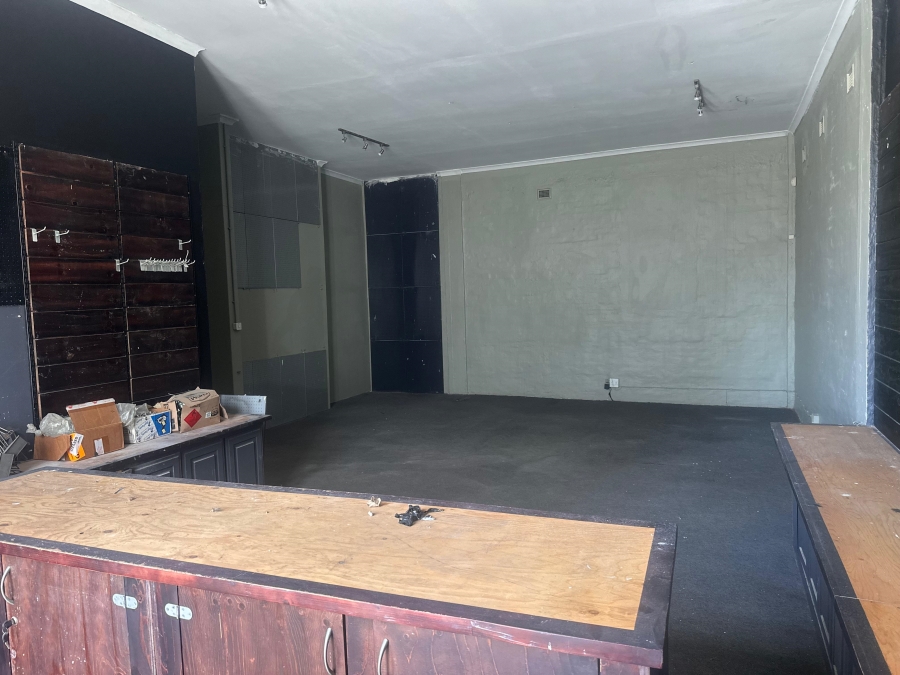 To Let Commercial Property for Rent in South Beach KwaZulu-Natal