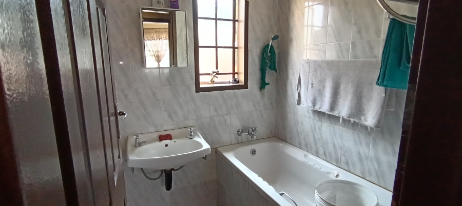 3 Bedroom Property for Sale in Whetstone KwaZulu-Natal