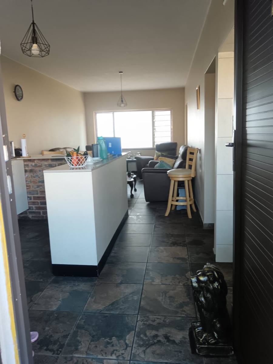To Let 2 Bedroom Property for Rent in Umbilo KwaZulu-Natal
