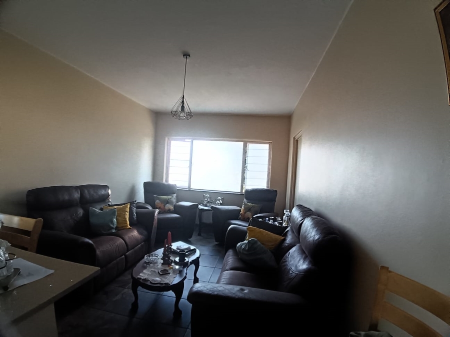 To Let 2 Bedroom Property for Rent in Umbilo KwaZulu-Natal