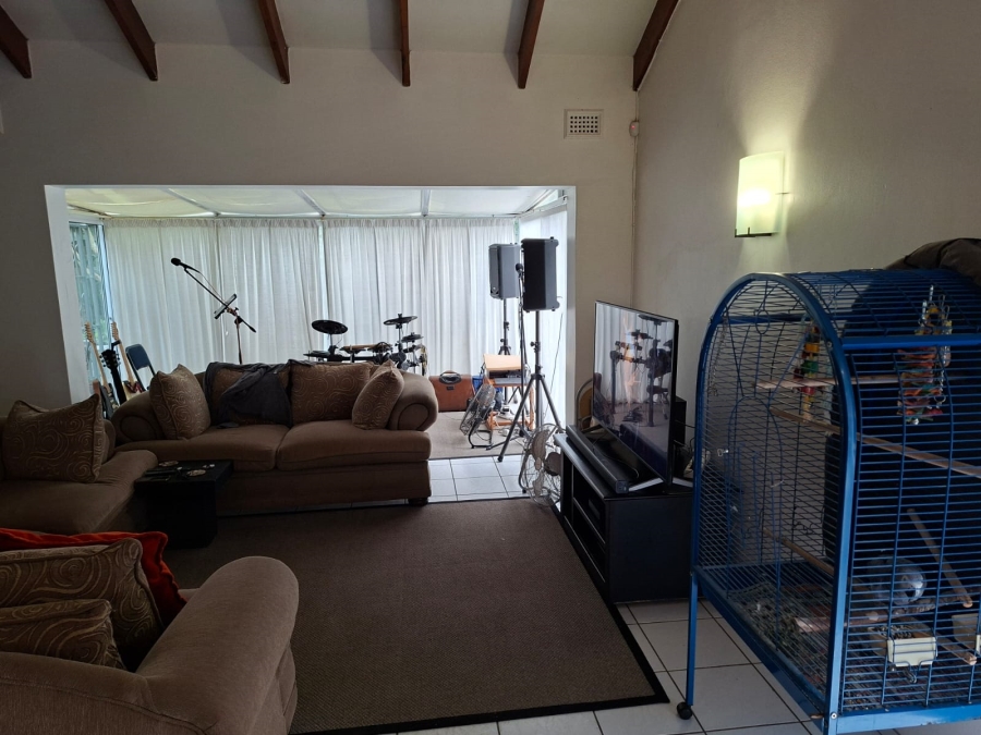 4 Bedroom Property for Sale in Westbrook KwaZulu-Natal