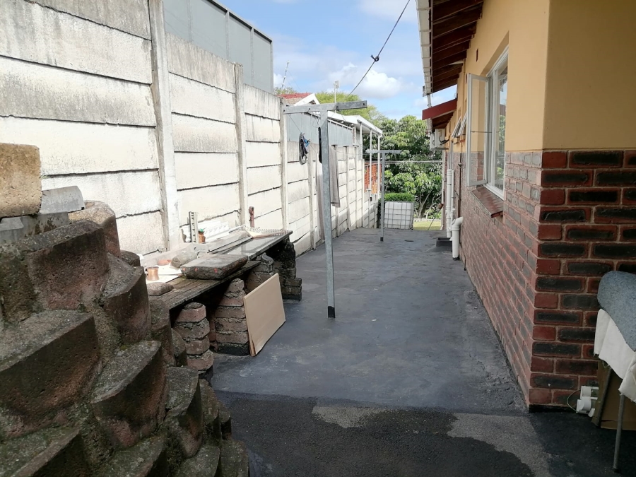 3 Bedroom Property for Sale in Mount Vernon KwaZulu-Natal