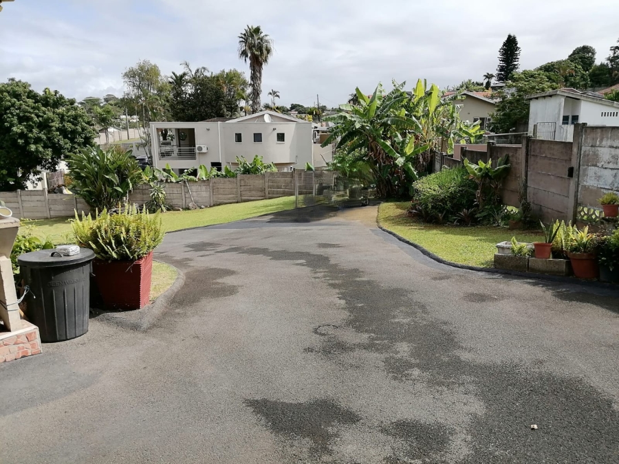 3 Bedroom Property for Sale in Mount Vernon KwaZulu-Natal
