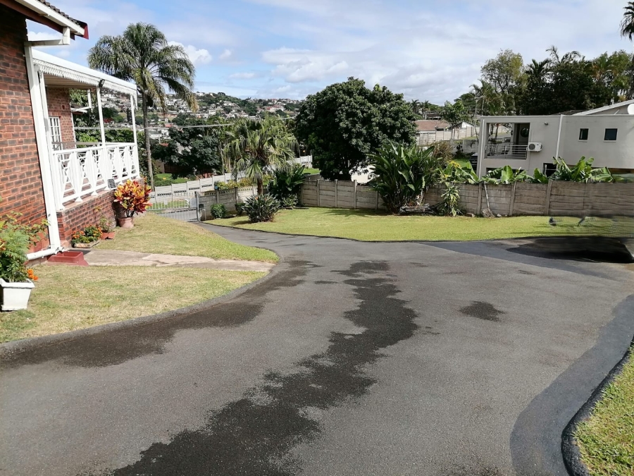 3 Bedroom Property for Sale in Mount Vernon KwaZulu-Natal