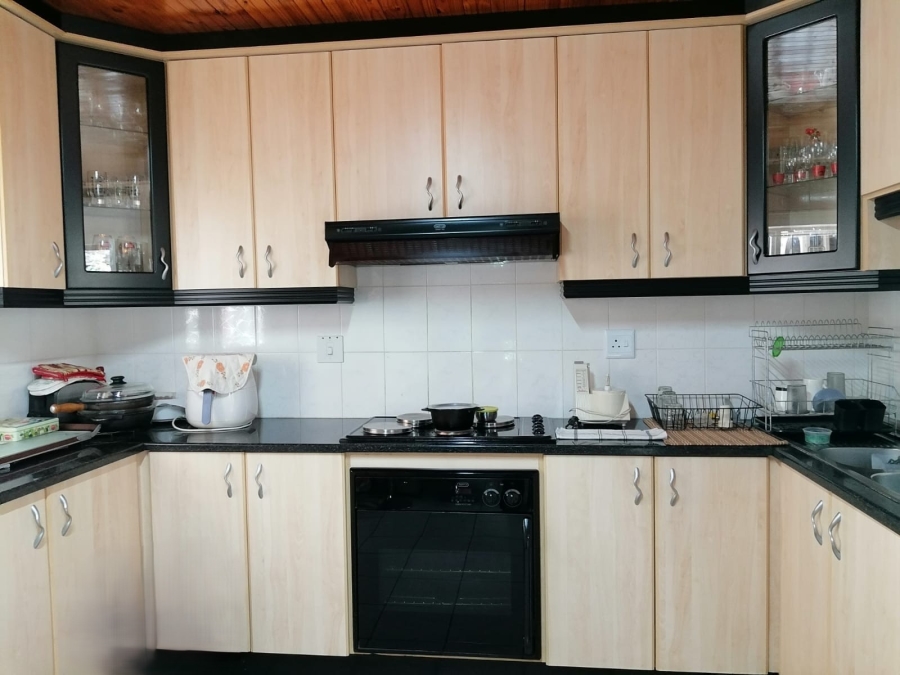3 Bedroom Property for Sale in Mount Vernon KwaZulu-Natal