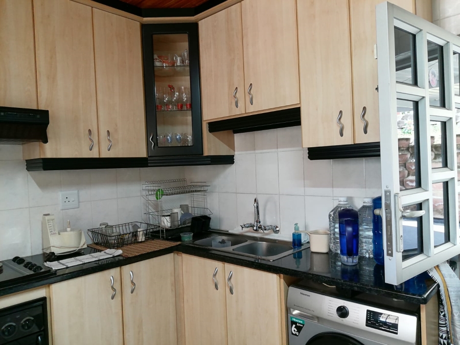 3 Bedroom Property for Sale in Mount Vernon KwaZulu-Natal