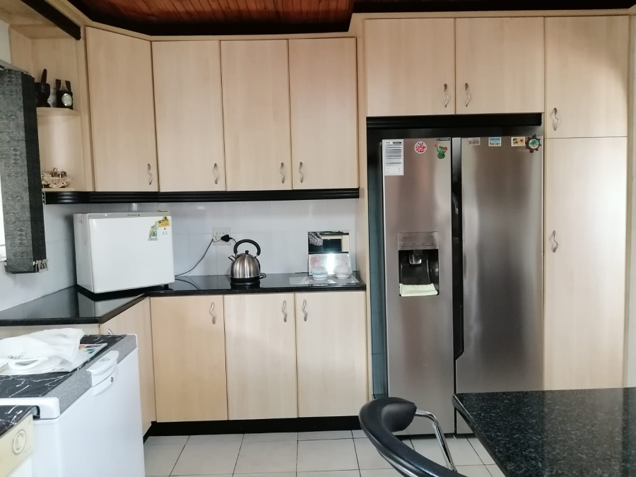 3 Bedroom Property for Sale in Mount Vernon KwaZulu-Natal