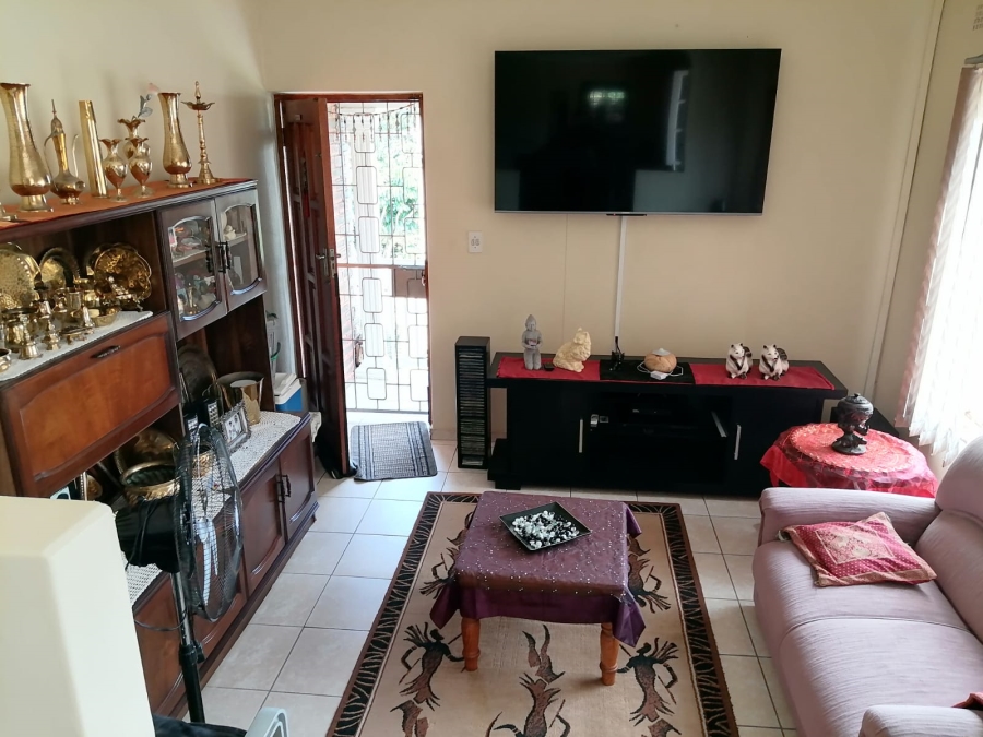 3 Bedroom Property for Sale in Mount Vernon KwaZulu-Natal