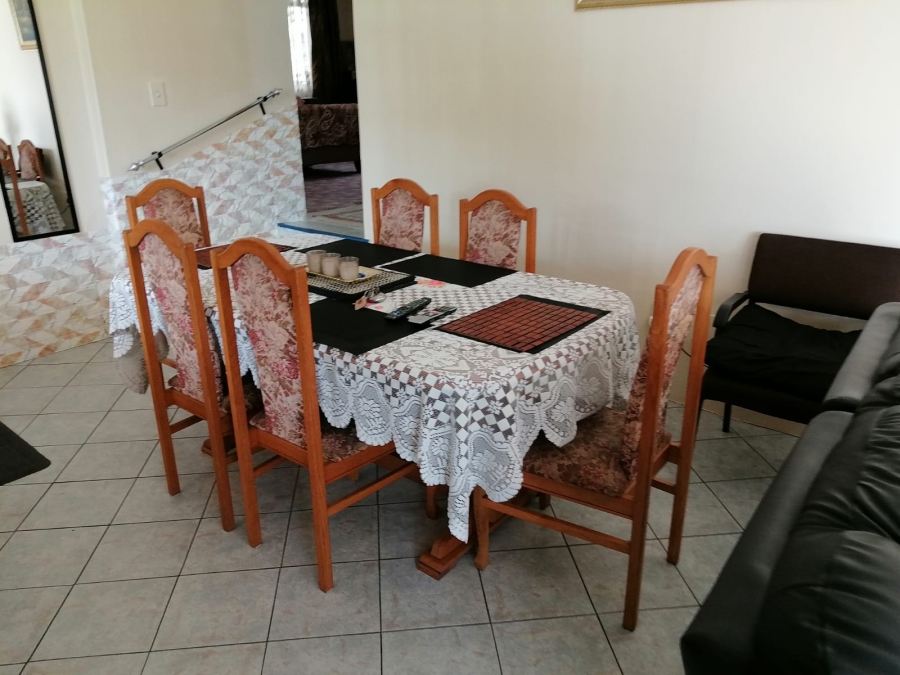 3 Bedroom Property for Sale in Mount Vernon KwaZulu-Natal