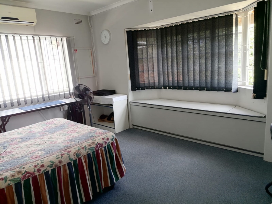 3 Bedroom Property for Sale in Mount Vernon KwaZulu-Natal