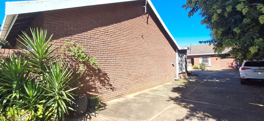 3 Bedroom Property for Sale in Groenvlei KwaZulu-Natal