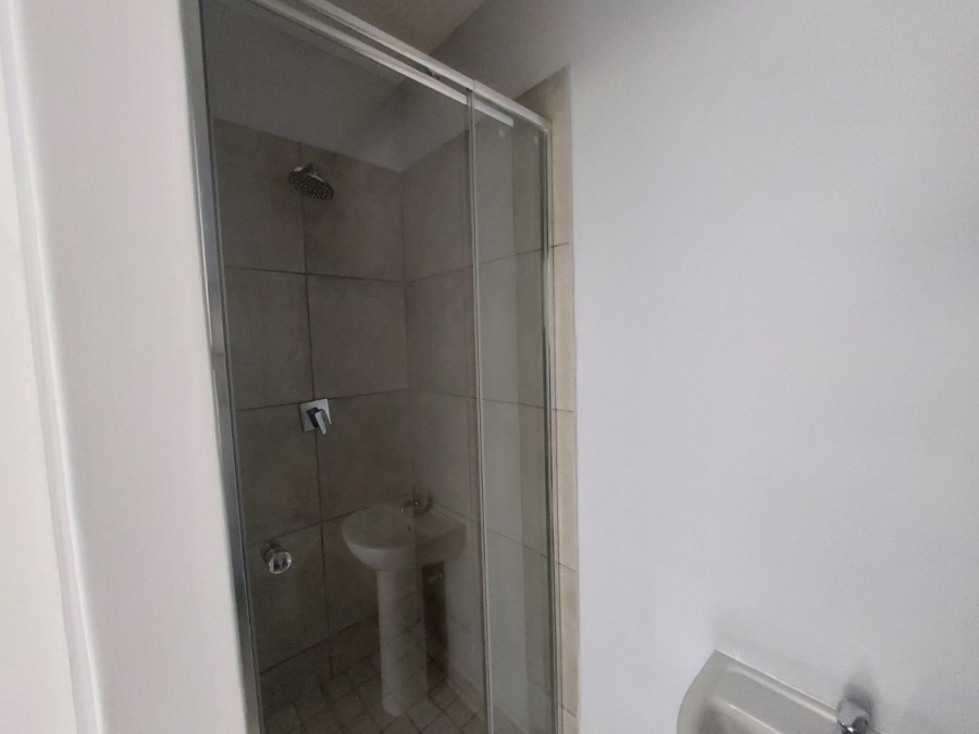 1 Bedroom Property for Sale in Chase Valley KwaZulu-Natal