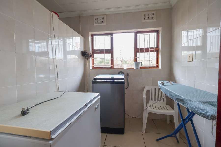 4 Bedroom Property for Sale in Amanzimtoti KwaZulu-Natal