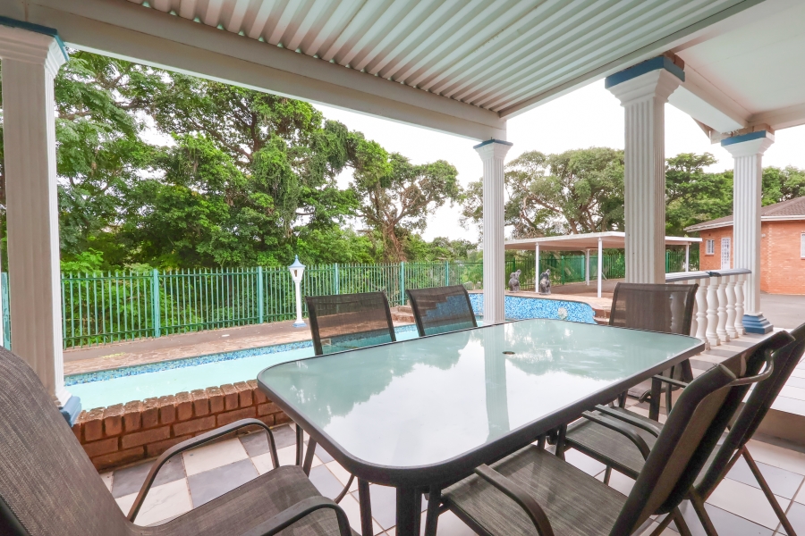 4 Bedroom Property for Sale in Amanzimtoti KwaZulu-Natal