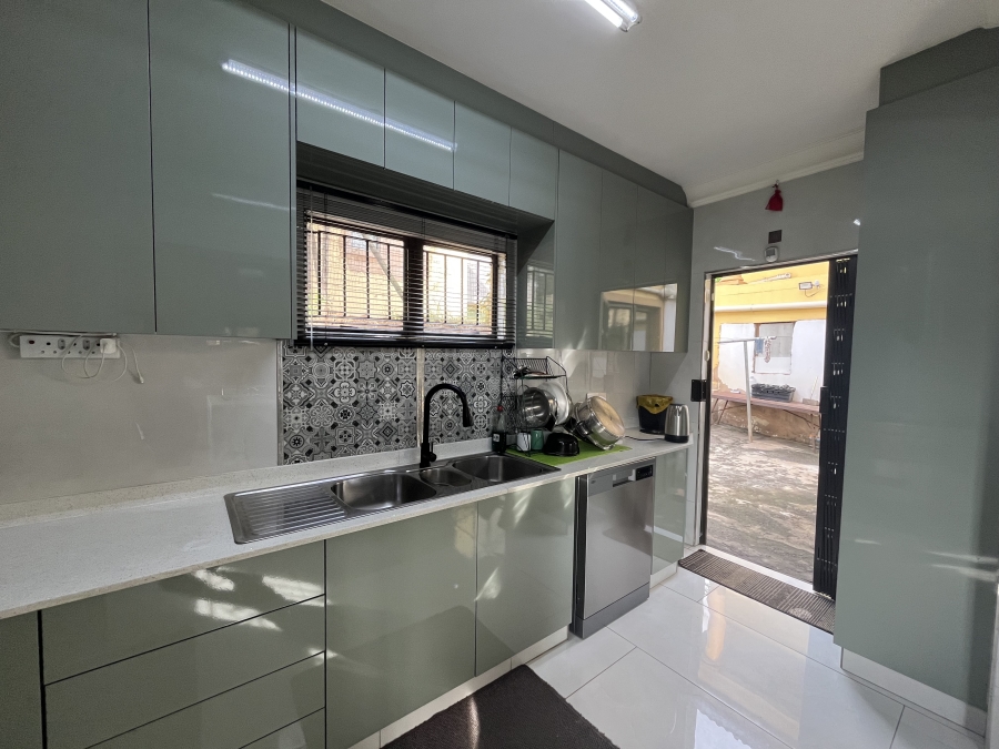 4 Bedroom Property for Sale in Parkgate KwaZulu-Natal