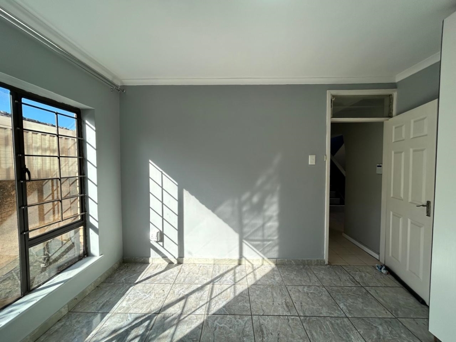 7 Bedroom Property for Sale in Prospect Hall KwaZulu-Natal