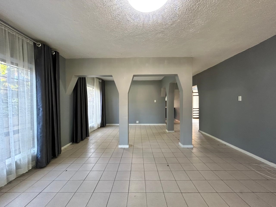 7 Bedroom Property for Sale in Prospect Hall KwaZulu-Natal