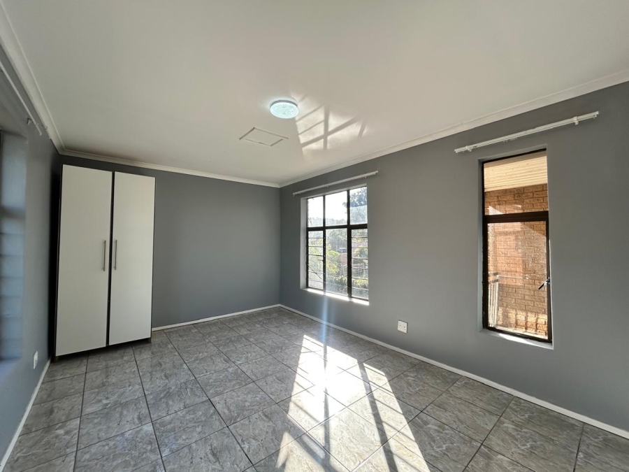 7 Bedroom Property for Sale in Prospect Hall KwaZulu-Natal