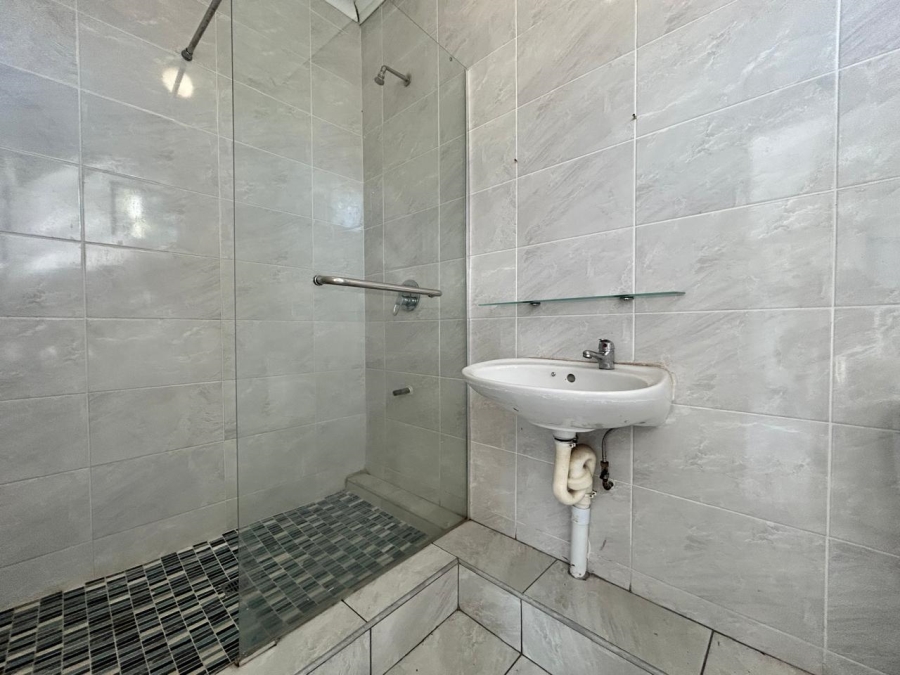 7 Bedroom Property for Sale in Prospect Hall KwaZulu-Natal