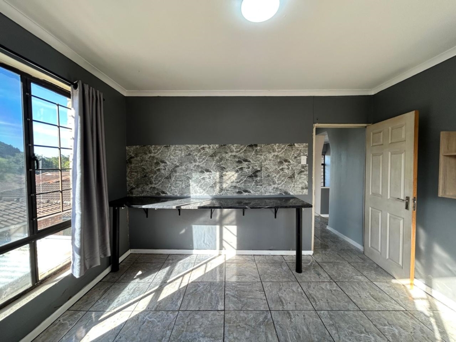7 Bedroom Property for Sale in Prospect Hall KwaZulu-Natal