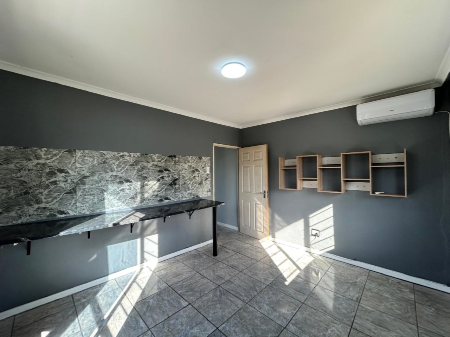 7 Bedroom Property for Sale in Prospect Hall KwaZulu-Natal