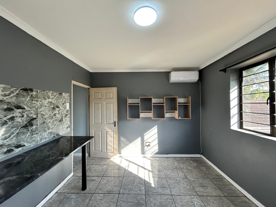 7 Bedroom Property for Sale in Prospect Hall KwaZulu-Natal