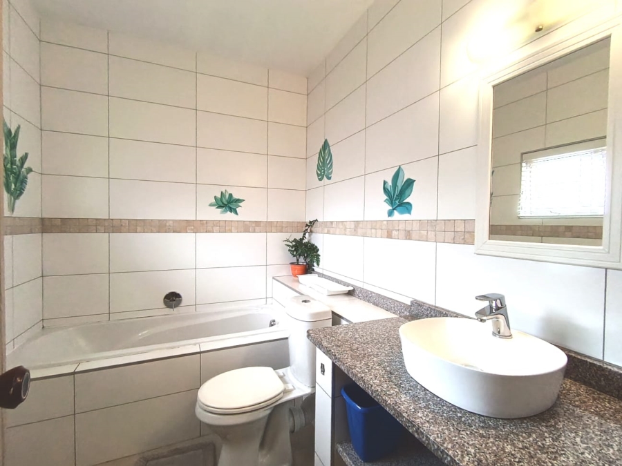 3 Bedroom Property for Sale in Shakas Rock KwaZulu-Natal
