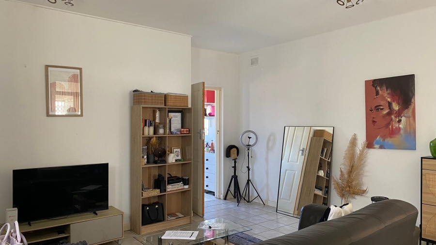 1 Bedroom Property for Sale in Glenwood KwaZulu-Natal