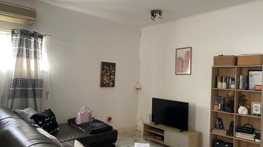 1 Bedroom Property for Sale in Glenwood KwaZulu-Natal