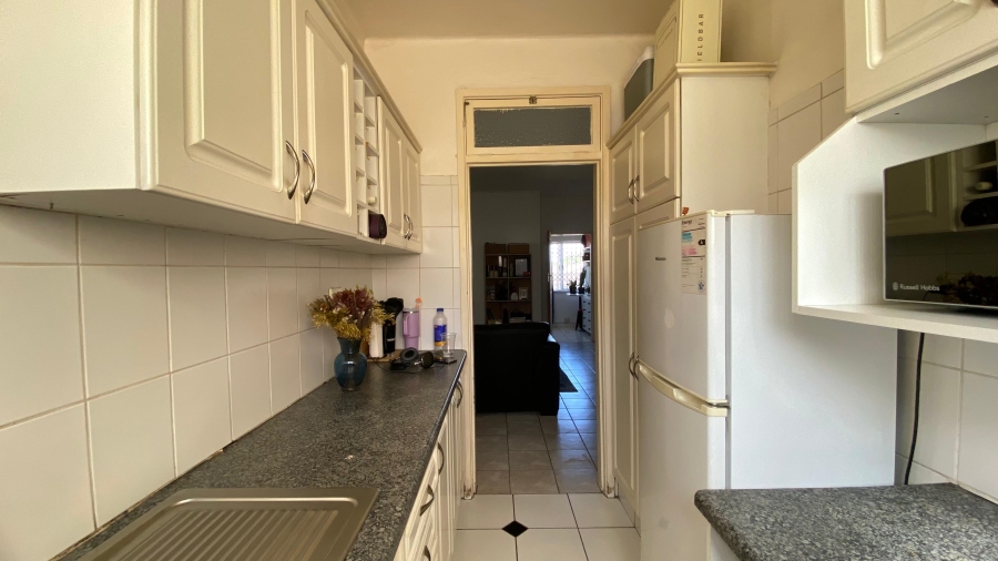 1 Bedroom Property for Sale in Glenwood KwaZulu-Natal