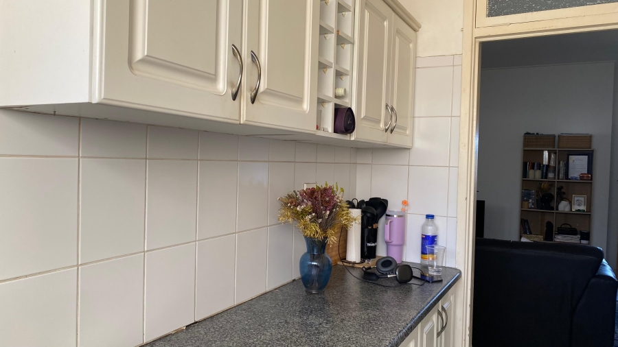 1 Bedroom Property for Sale in Glenwood KwaZulu-Natal