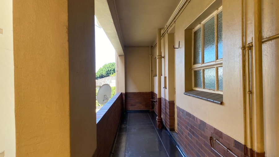 1 Bedroom Property for Sale in Glenwood KwaZulu-Natal