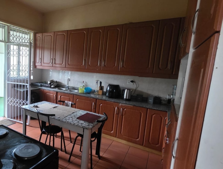 8 Bedroom Property for Sale in Sydenham KwaZulu-Natal