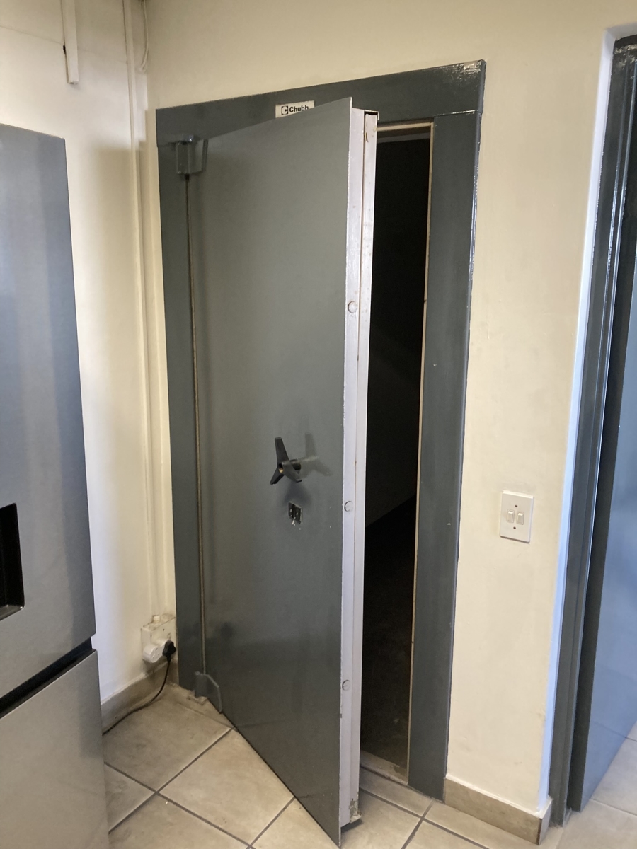 To Let Commercial Property for Rent in New Germany KwaZulu-Natal