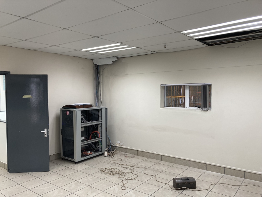 To Let Commercial Property for Rent in New Germany KwaZulu-Natal