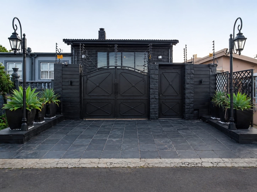 2 Bedroom Property for Sale in Woodview KwaZulu-Natal