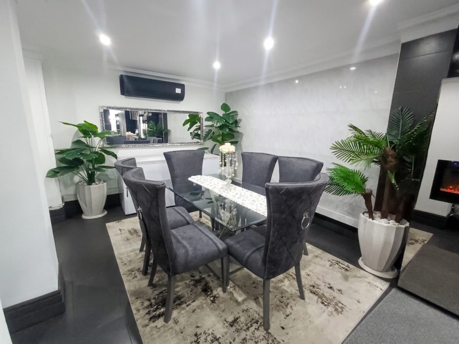 2 Bedroom Property for Sale in Woodview KwaZulu-Natal