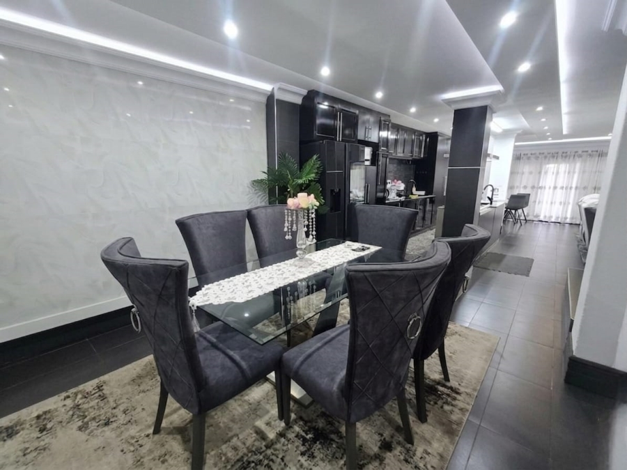 2 Bedroom Property for Sale in Woodview KwaZulu-Natal