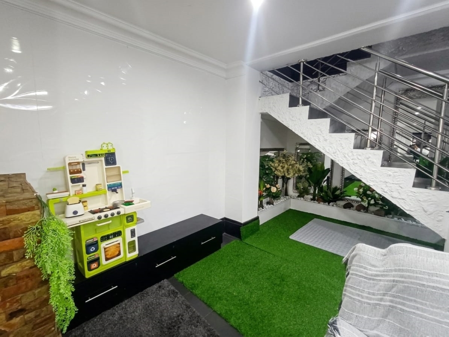 2 Bedroom Property for Sale in Woodview KwaZulu-Natal