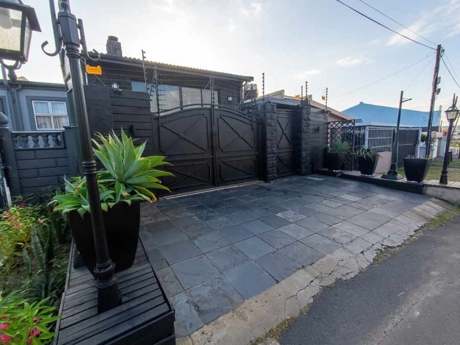2 Bedroom Property for Sale in Woodview KwaZulu-Natal