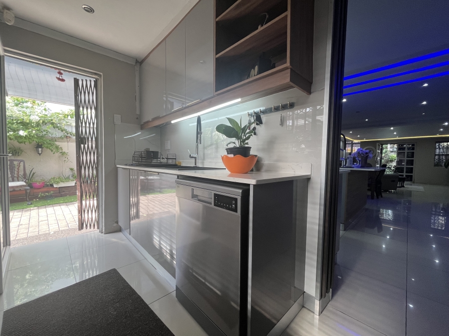 3 Bedroom Property for Sale in Caneside KwaZulu-Natal