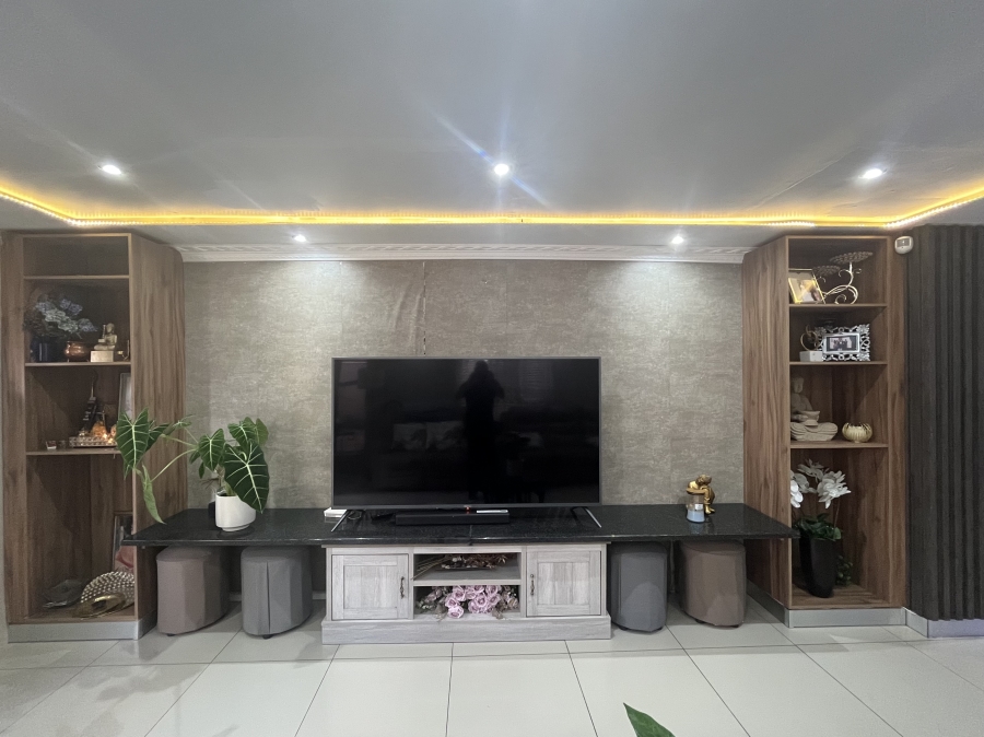 3 Bedroom Property for Sale in Caneside KwaZulu-Natal