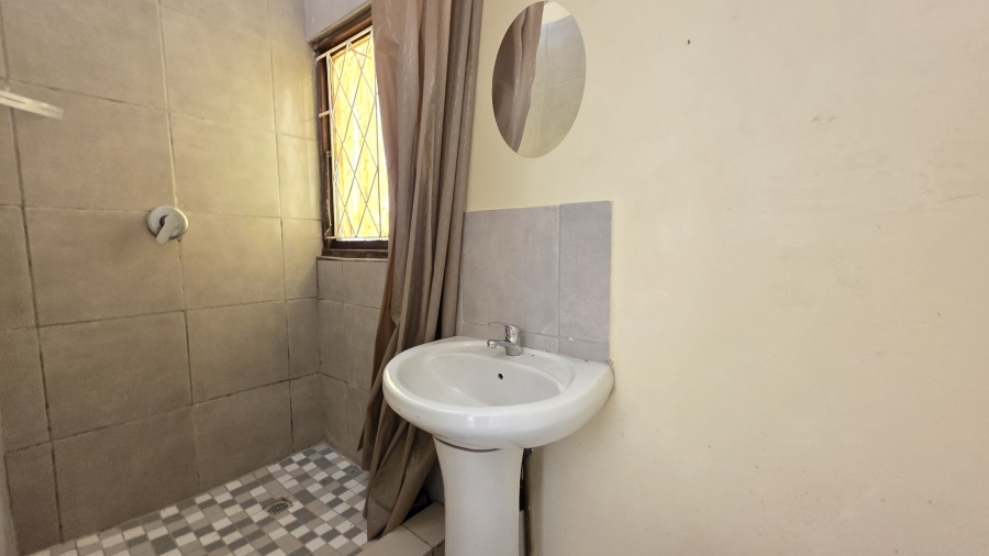 To Let 1 Bedroom Property for Rent in Berea West KwaZulu-Natal