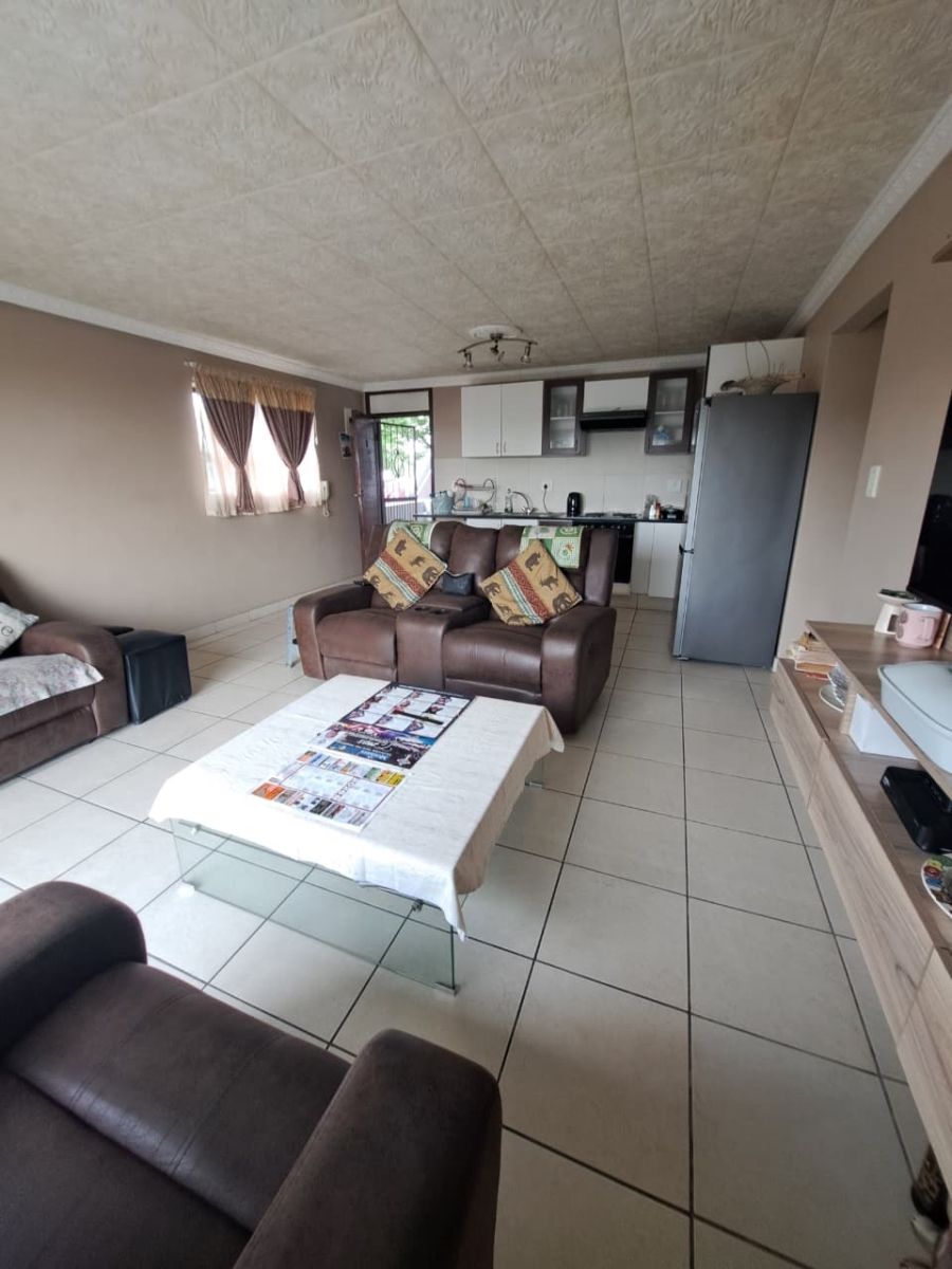 2 Bedroom Property for Sale in Bluff KwaZulu-Natal