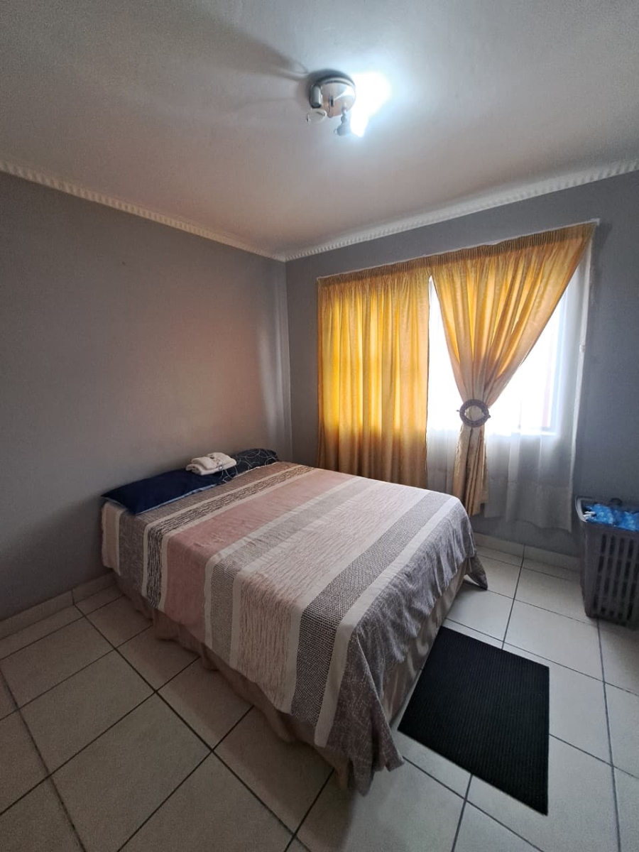 2 Bedroom Property for Sale in Bluff KwaZulu-Natal