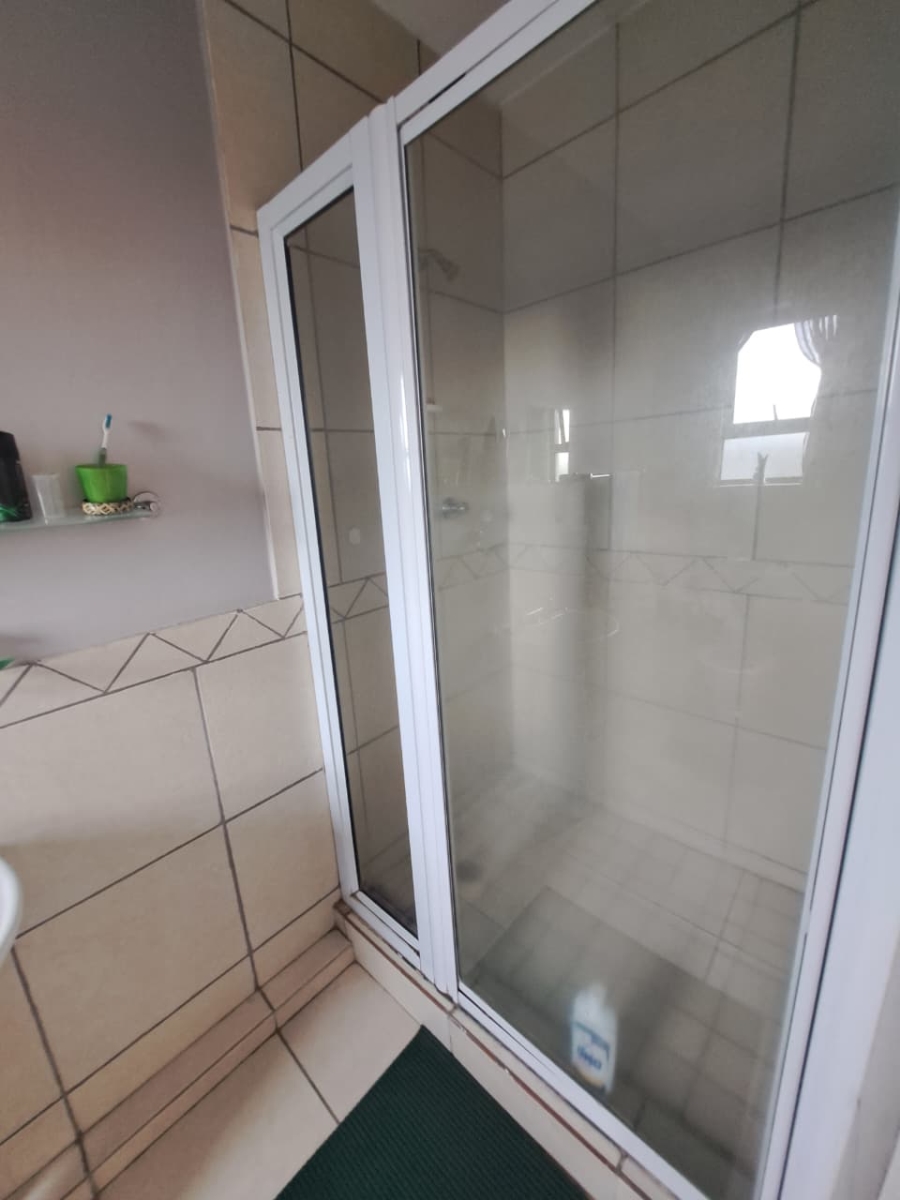 2 Bedroom Property for Sale in Bluff KwaZulu-Natal