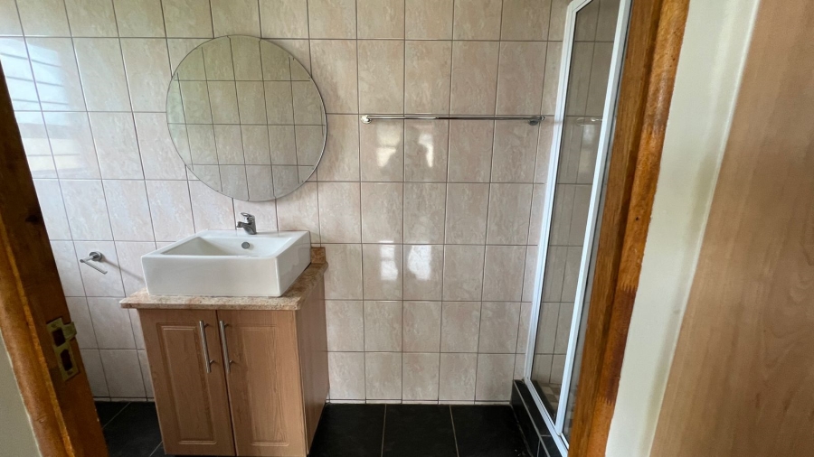 To Let 3 Bedroom Property for Rent in ZSM Industrial KwaZulu-Natal